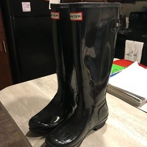 Size 7 Glossy Hunter Boots